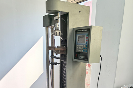 Tensile testing machine